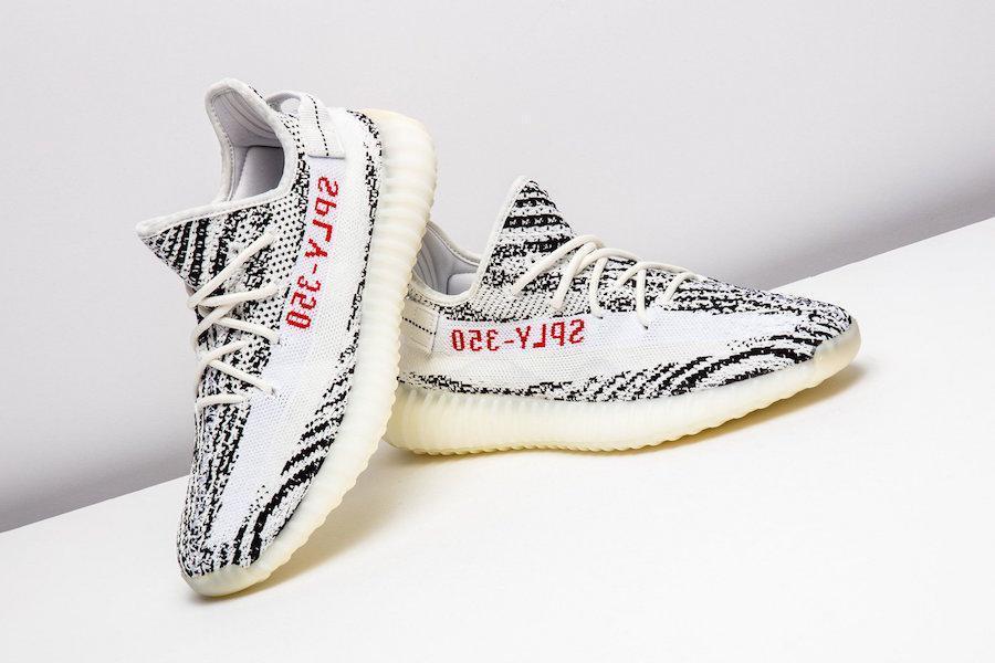 Adidas Yeezy Boost 350 V2 Zebra Sneaker